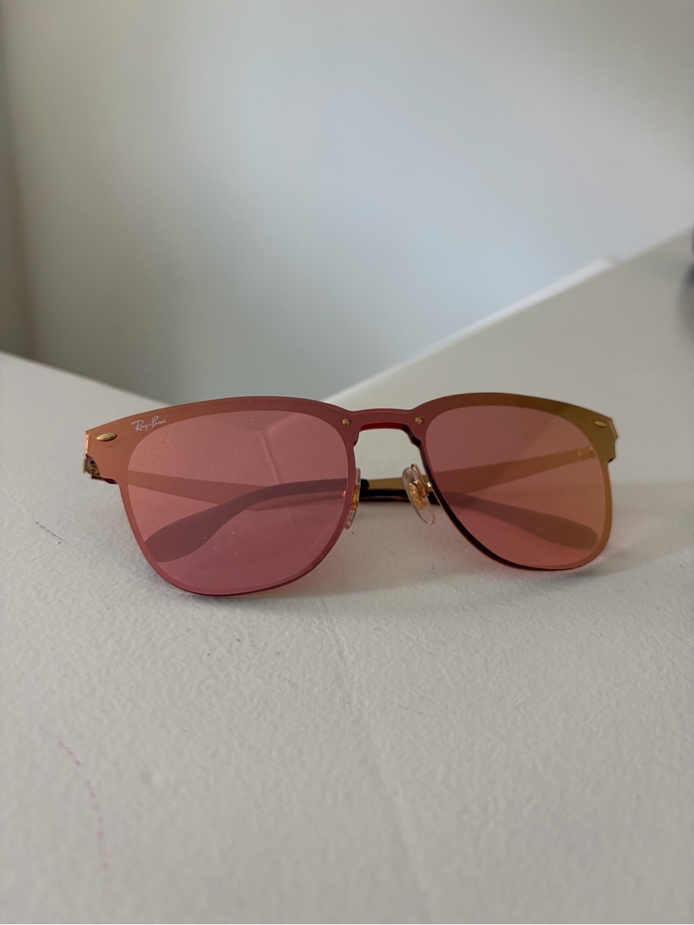Ray-Ban Rose Gold Frame with Pink Gradient Lenses Women's Sunglasses - Picture 3 of 4